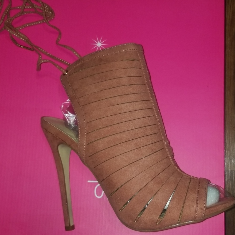 Shoedazzle Dress Sandals